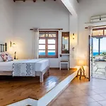 Irida Skopelos