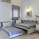 Irida Skopelos *