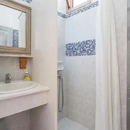 Irida Skopelos * Stafylos