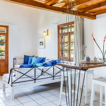 Irida Skopelos Stafylos