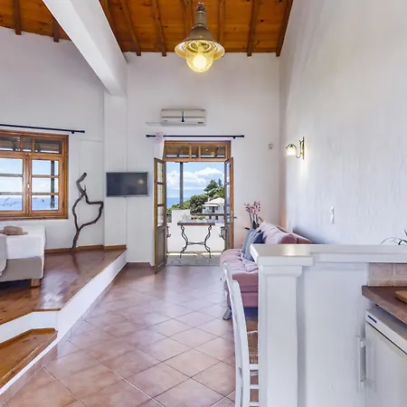 Irida Skopelos