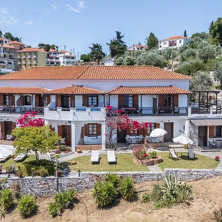 Irida Skopelos Stafylos