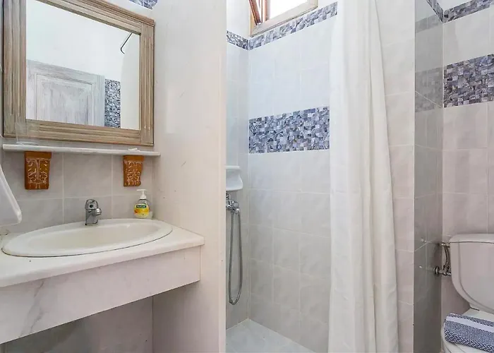 Irida Skopelos * Stafylos