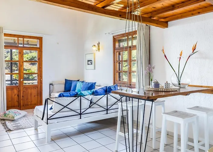 Irida Skopelos Stafylos