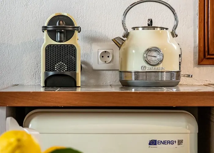 Irida Skopelos * Stafylos