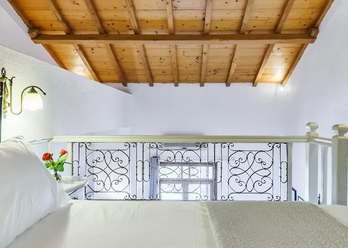 Irida Skopelos Daire