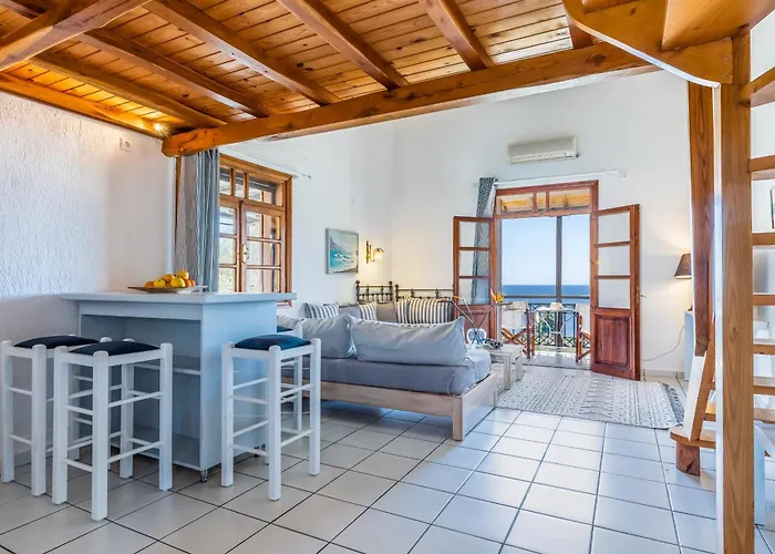 Irida Skopelos Stafylos